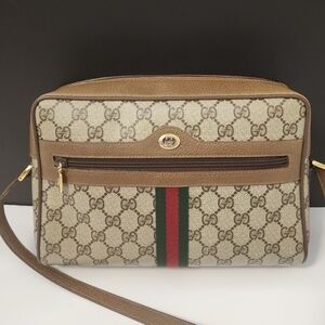 Vintage Gucci sherry line crossbody bag